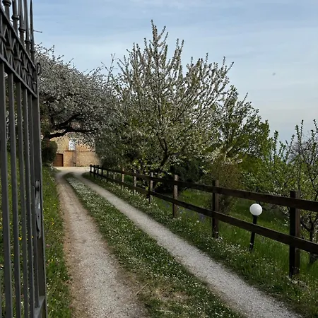 Cascina Buren * Брешія